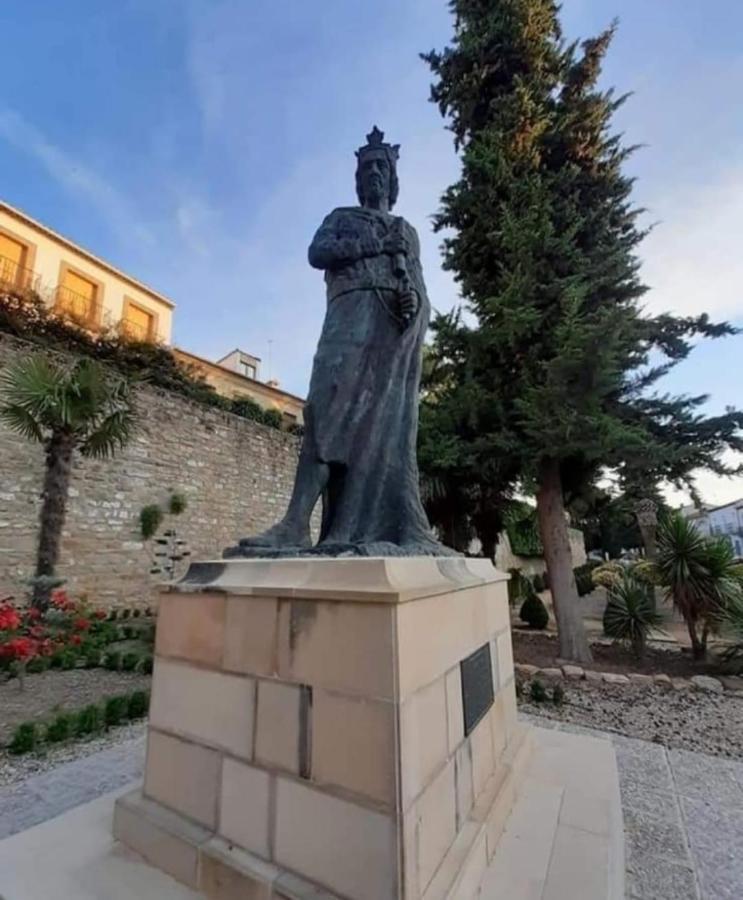 Apartamentos Fernando III El Santo Baeza Kültér fotó